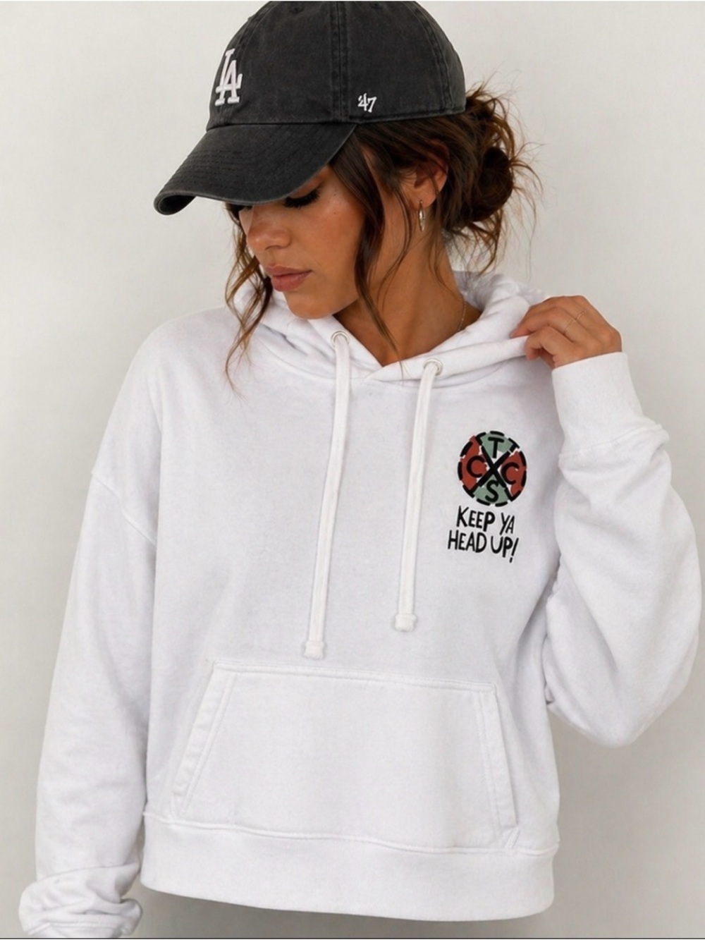 NWT Cross Colours Tupac Shakur cropped white hoodie, women’s size medium.